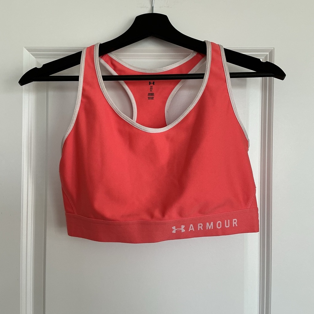 Under Armour Women's Vibrant Pink Sports Bra